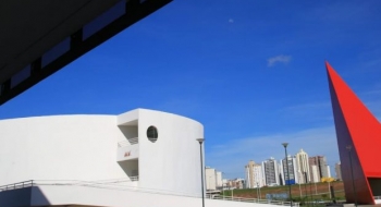 Centro Cultural Oscar Niemeyer será reaberto neste sábado (5)